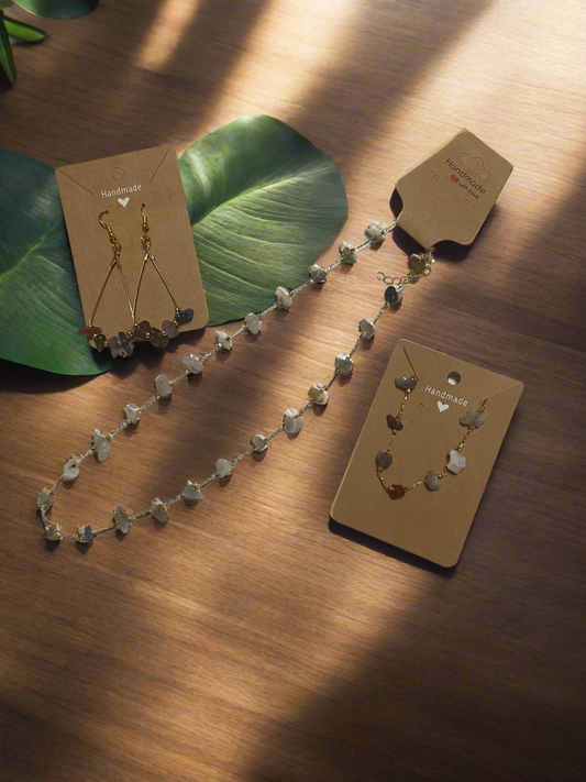 Handmade gemstones jewelry set.